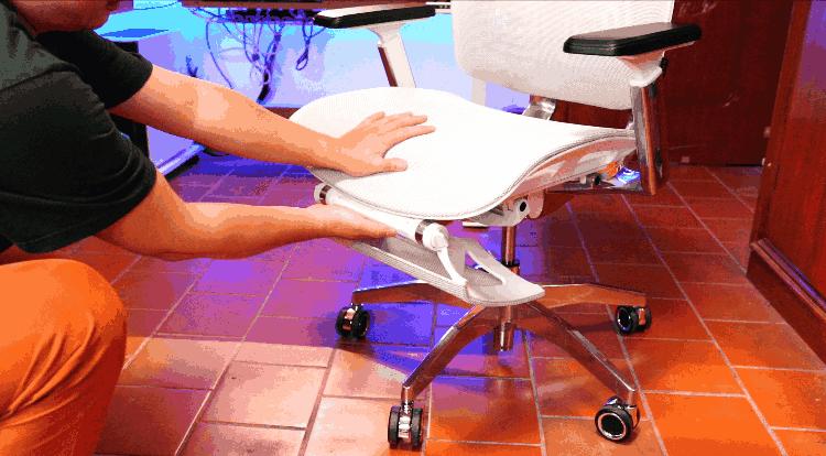 人体工学椅怎么选？不选贵的，只选对的：达宝利摩登Modern评测