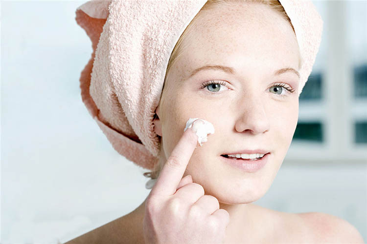 乳液和面霜怎么区别好坏,护肤乳液的正确用法