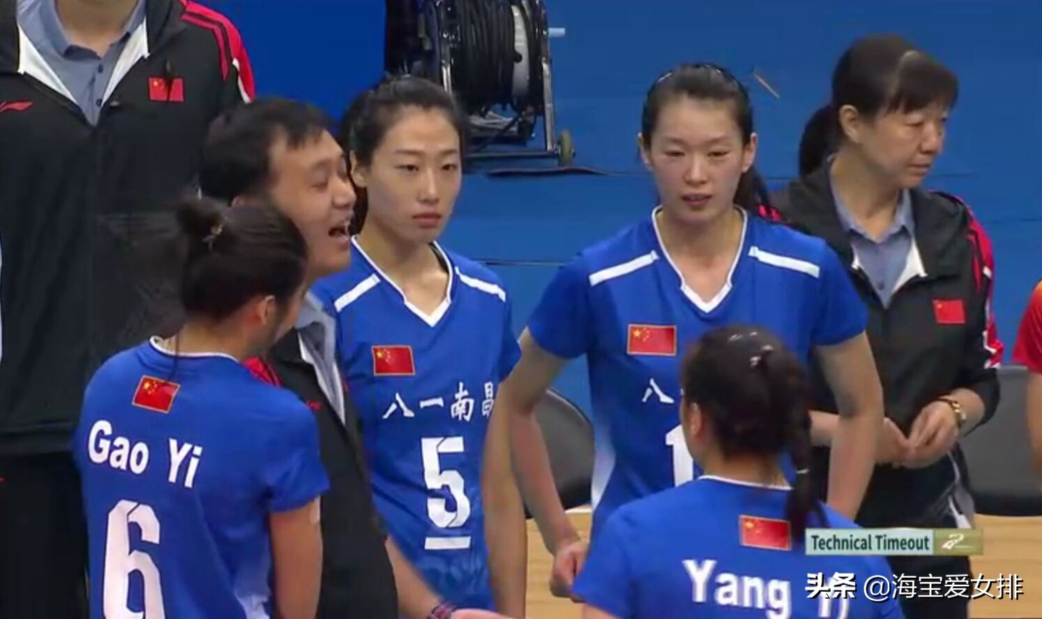 李盈莹暴力重扣对手被打懵了,李盈莹霸气发球视频