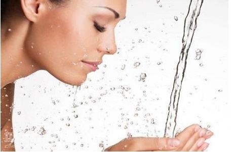 怎么清理黑头闭口毛孔最有效,不同肤质怎么护理黑头