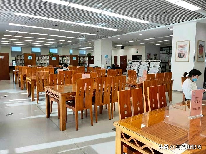 当一名图书管理员的感受,人人争当图书管理员