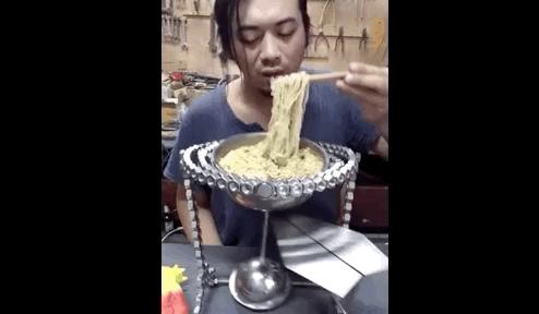 只想务农李子柒，发明无用手工耿…“不务正业”的人为何都暴富了