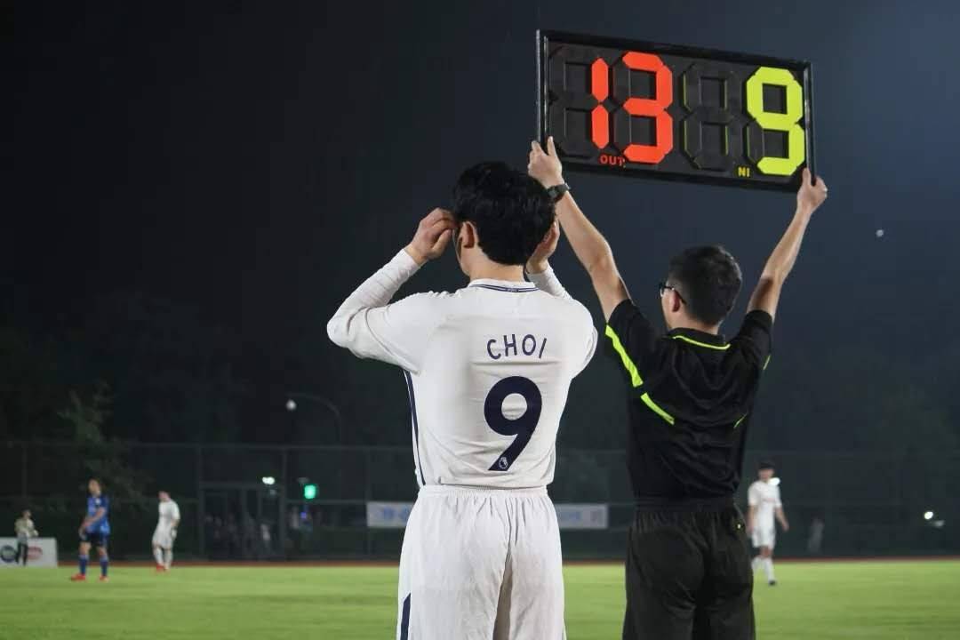 哪一个大学的足球氛围最好,让人羡慕的足球氛围