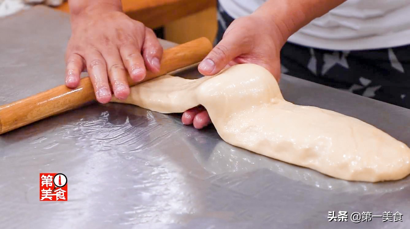 油条怎么炸好吃又简单的做法,油条怎样炸又大又蓬松