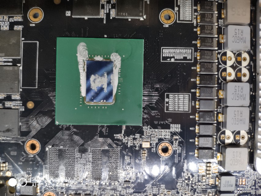 大神们来看看我的显卡是不是烧了,技嘉显卡目前有没有问题