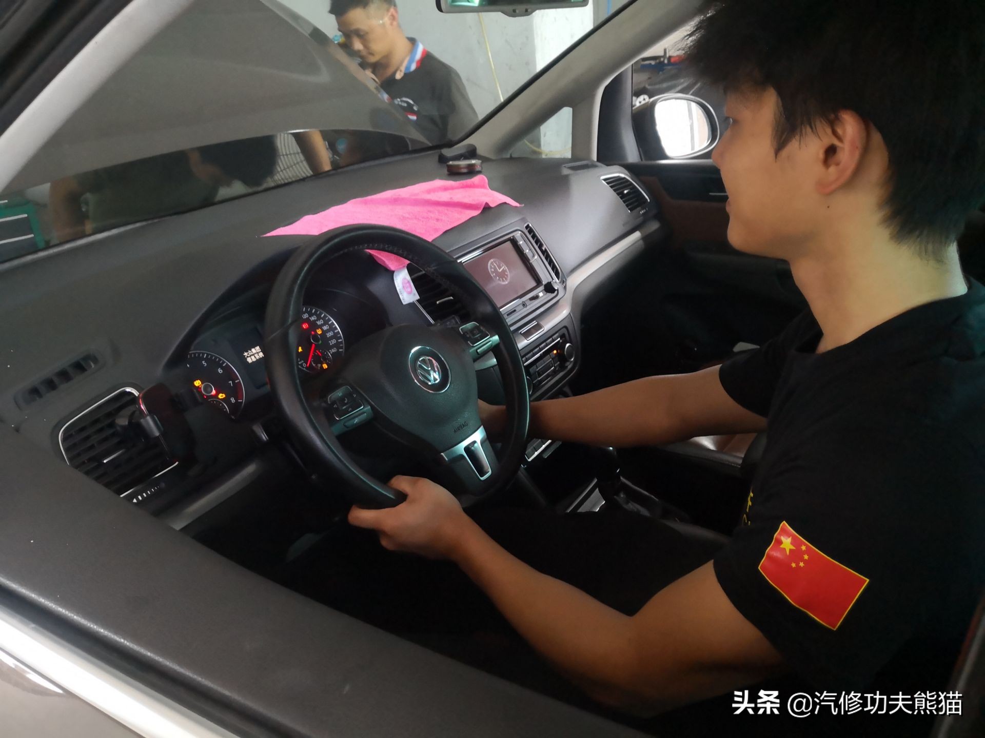 大众夏朗烧机油维修汕头,夏朗烧机油大修多少钱