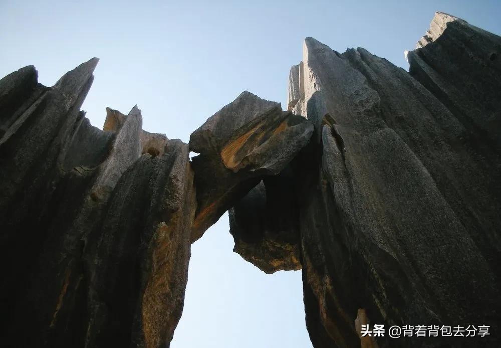 云南旅游必去12个景点有哪些,云南最好100个旅游景点