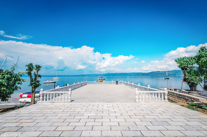 2001年抚仙湖水下古城真实视频,罕见的湖泊风光摄影