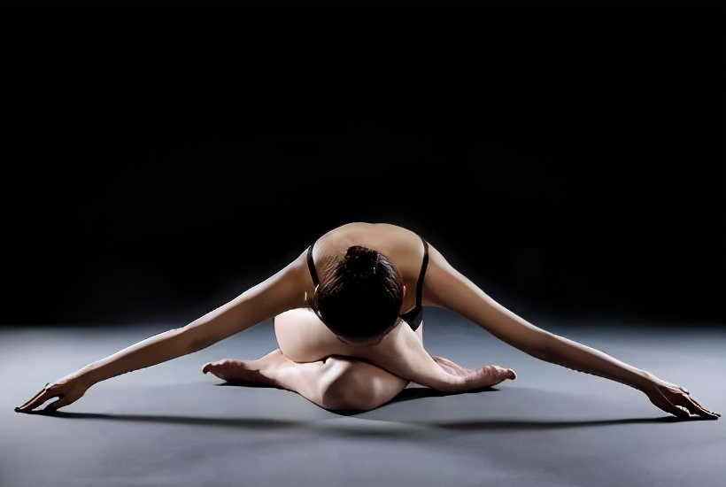 瑜伽这6个动作，开髋效果超棒