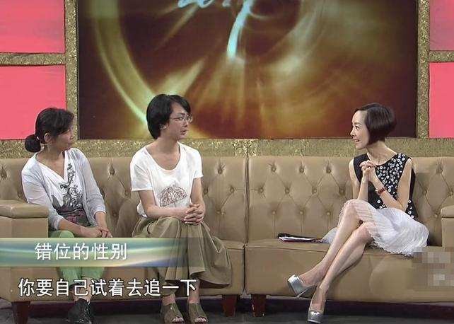 05年“背母上大学”的刘霆，10年后接受变性手术，后来怎样了？