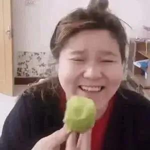 网红为罗志祥发声:“没结婚不算出轨”,无才无貌,纯靠卖丑出圈