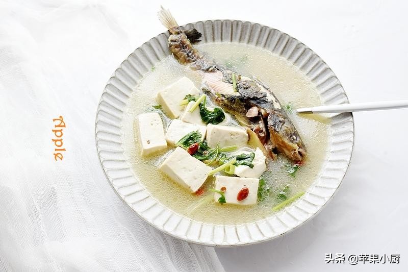 豆腐鱼煮汤做法简单又好吃,什么鱼炖豆腐好吃又营养