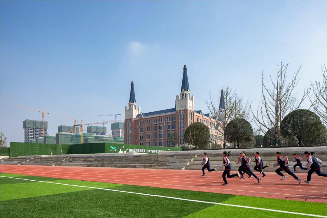 川渝教育大咖蓉城“论剑”“巴川现象”成为热门话题