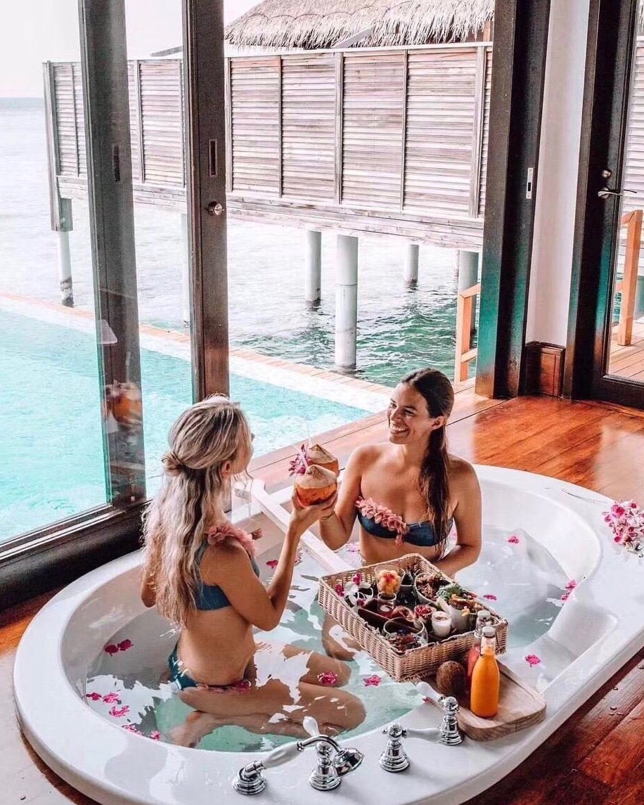 马尔代夫法式水上餐厅,马尔代夫海底餐厅视频