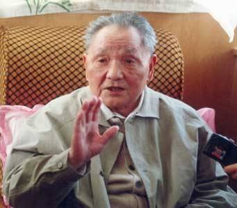 1981年*小平邓**会见金庸,世界上有几种社会主义?金庸:不能一概而论