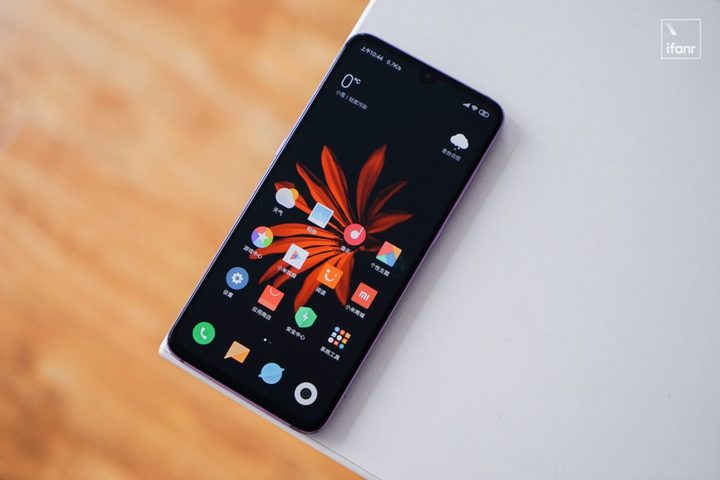 小米9和opporeno十倍变焦哪个好,小米9测评值得买吗