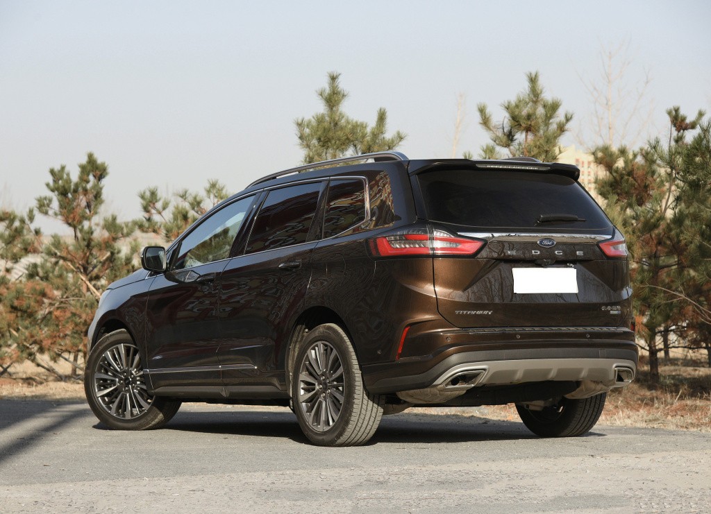 当年福特锐界落地多少钱,福特锐界直降6万还买什么汉兰达