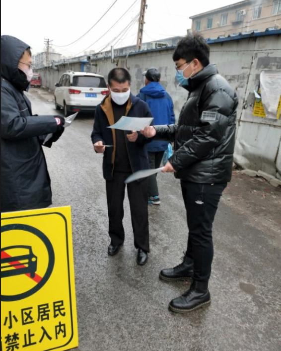 防控疫情在一线的人物事迹,疫情防控中的平凡人物