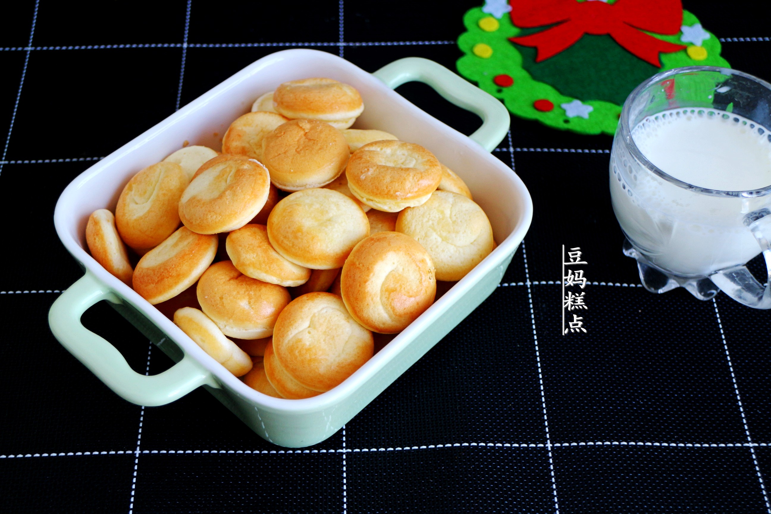 不用烤箱做迷你小蛋糕,儿童小蛋糕做法家庭版不需烤箱