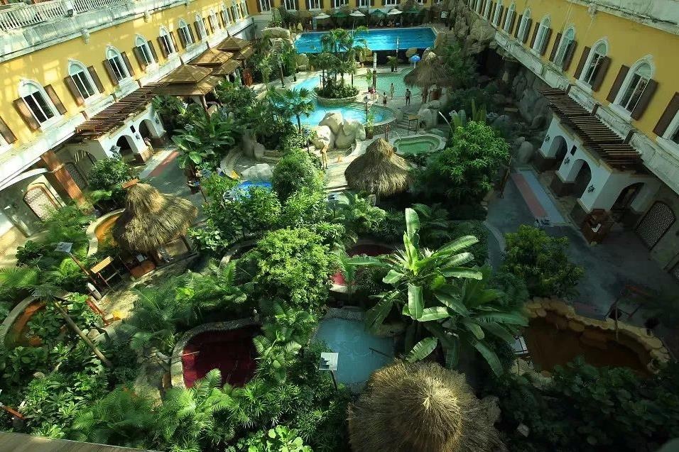 辽阳碧湖温泉度假村怎么样,太美了世界级风景