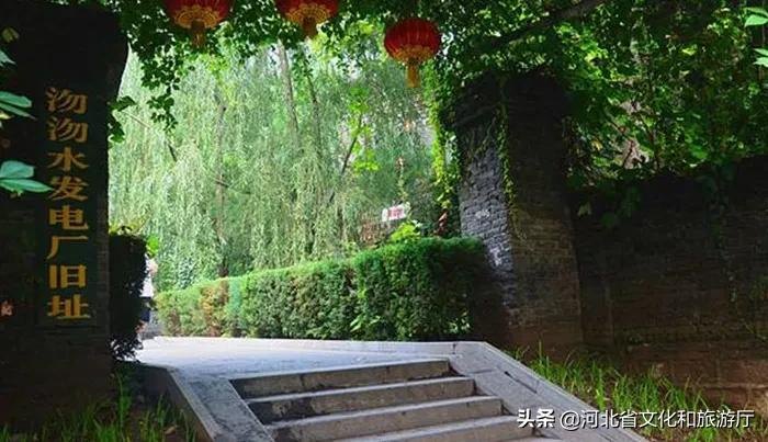 沕沕水景区几月份去最好,沕沕水水帘洞和百丈飞瀑