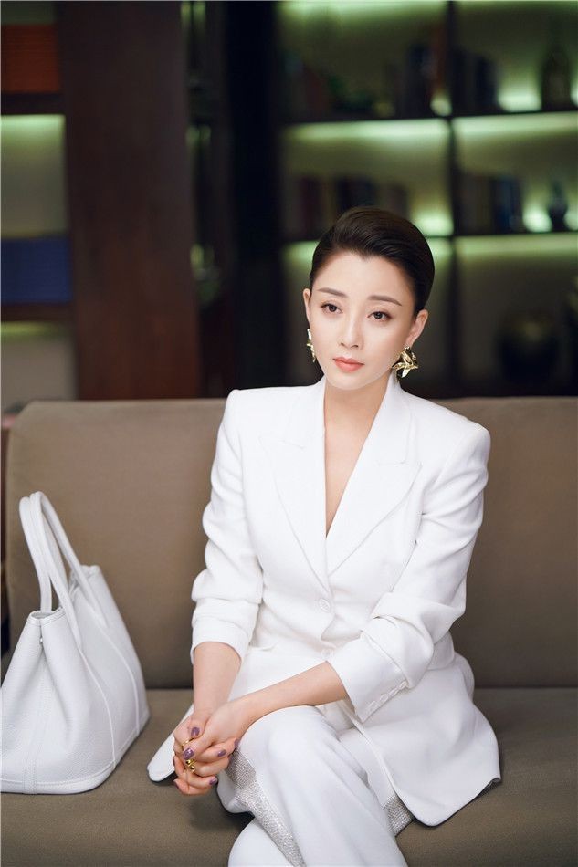 殷桃的故事有哪些,殷桃的情感史