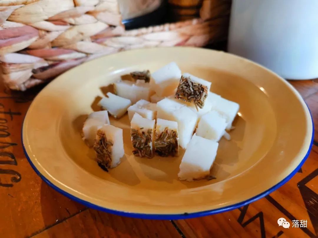 杂谈|寻甜记：每家甜品店都有一款芝士蛋糕