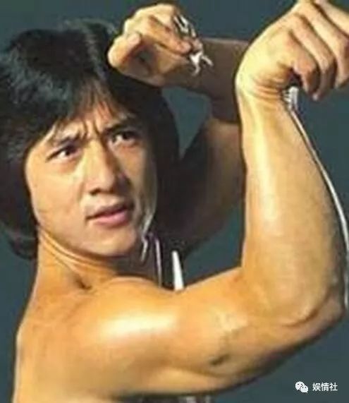 忆香江第一美少年，邵氏唯一“肉弹”男星，把艺术做成终身职业