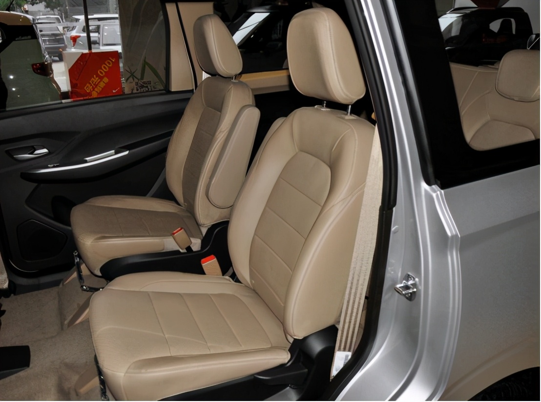 17款五菱宏光s1.5l用车感受,五菱宏光mini使用一年的感受