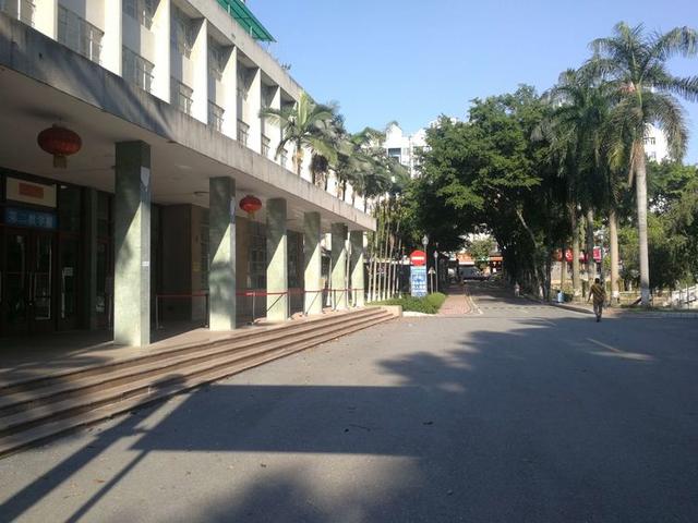 暨大华文学院港澳班,暨大华文校区