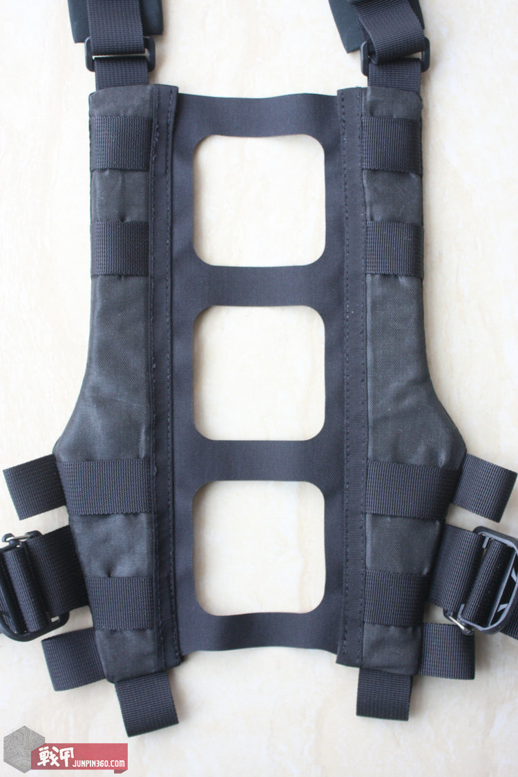 胸中有丘壑，腹内有乾坤——简评LiiGearMr.Control胸包