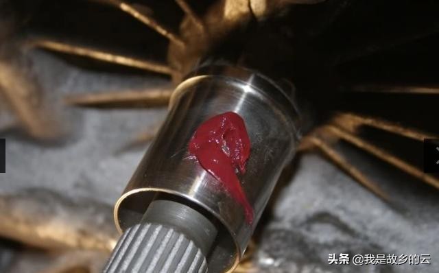 货车离合器踏板回位慢什么原因,离合器踏板重