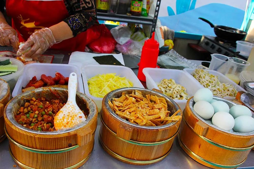 上海翰林广场美食,翰林广场迷鹿风情街