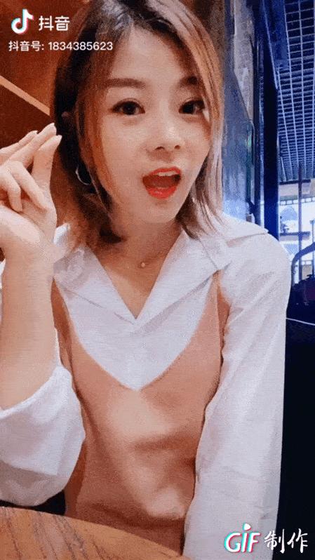 她3岁惨遭父母抛弃,无腿女孩截肢后被父母狠心遗弃