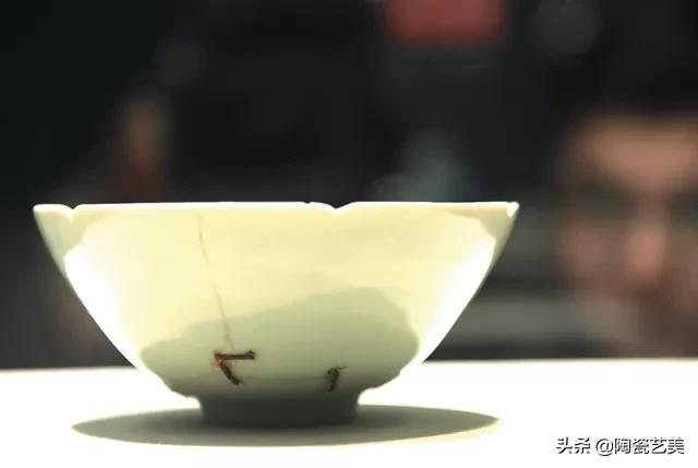 哥窑七星盘真品价格,50万左右的哥窑盘