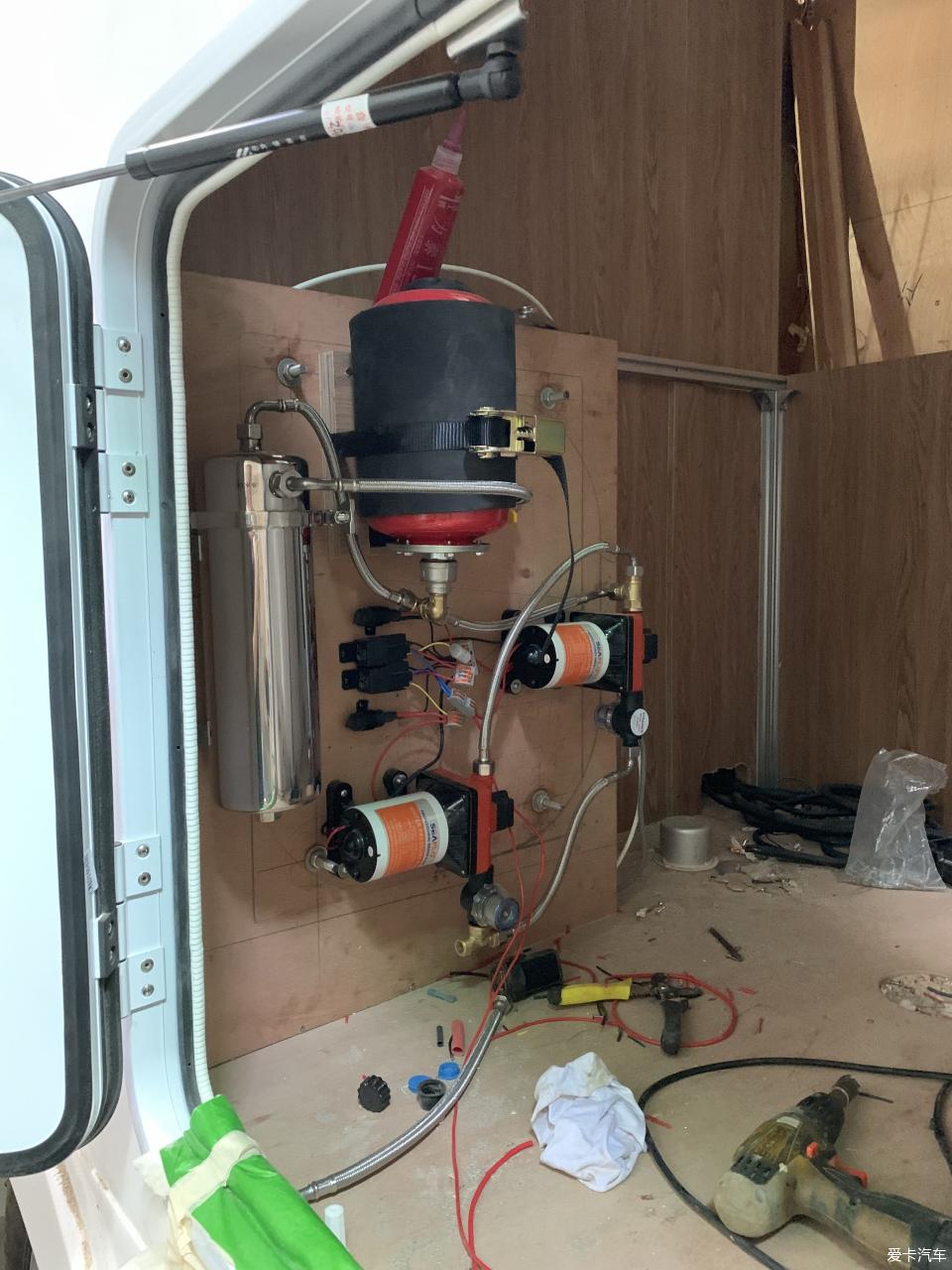 2.0t发动机搭载爱信8at变速箱suv,3.0t柴油v6发动机8at变速箱的车