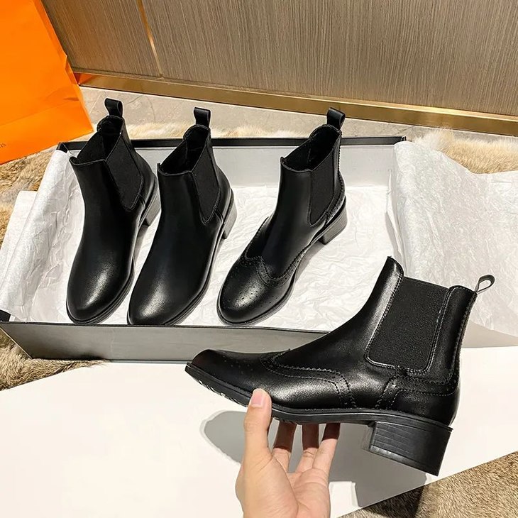 今冬最后一双鞋,选让你腿长1米8的切尔西,女人的优雅从它开始