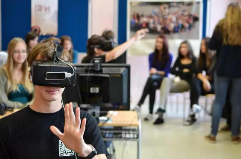 教师节送什么礼物好简单,适合男老师的教师节礼物