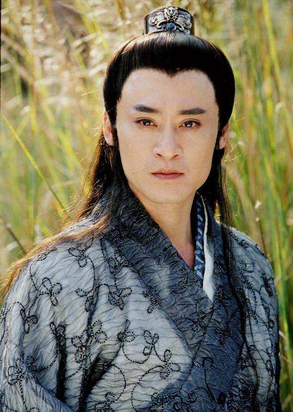 慕容复的武功到底如何,慕容复的武功到底是什么水平