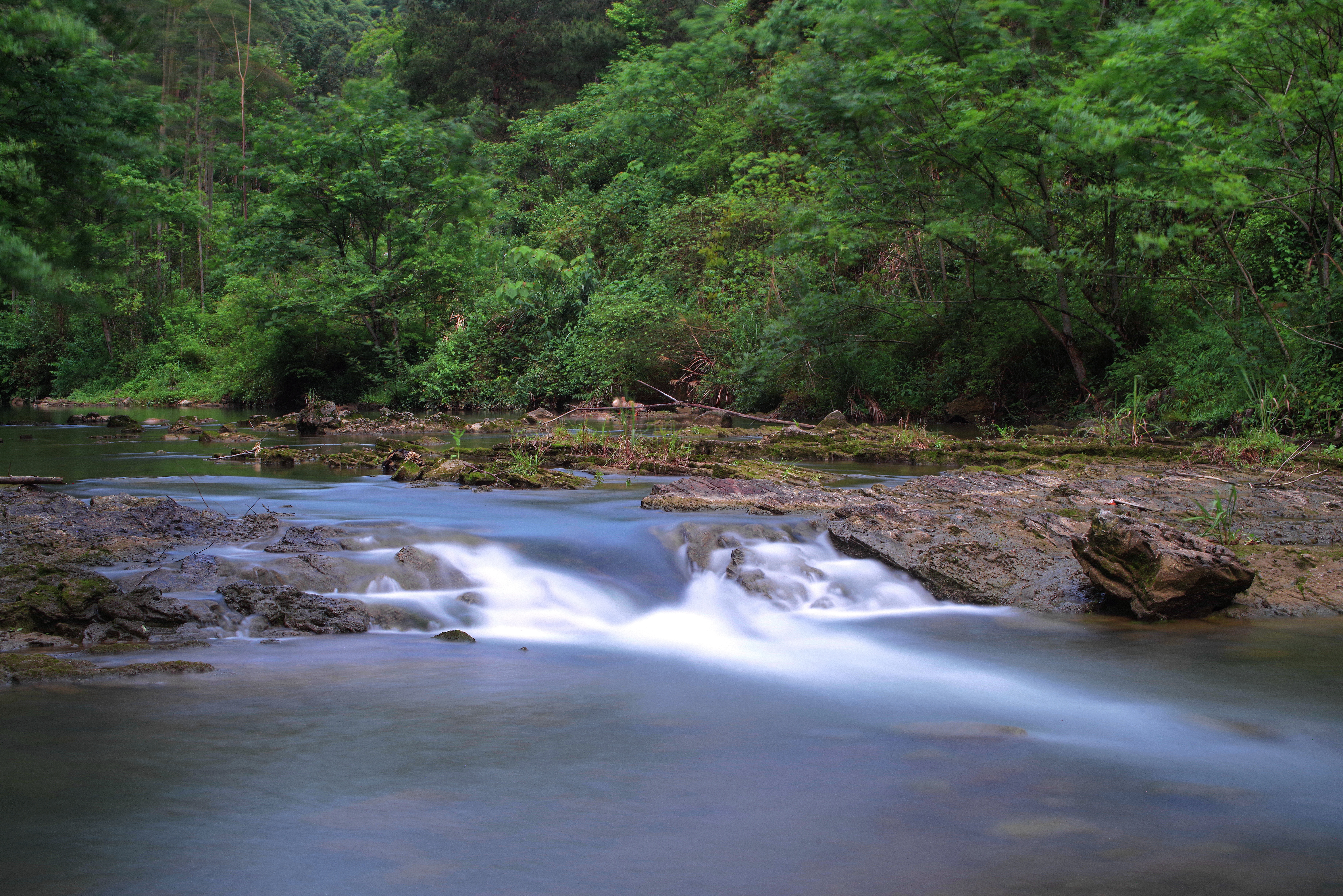 柳州鹿鸣山小七孔,柳州自驾小七孔旅游攻略