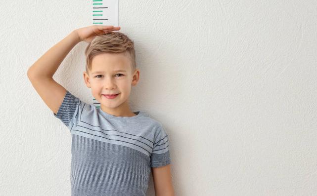 13岁男孩身高175还能长到180吗,小儿身高发育第一个加速器