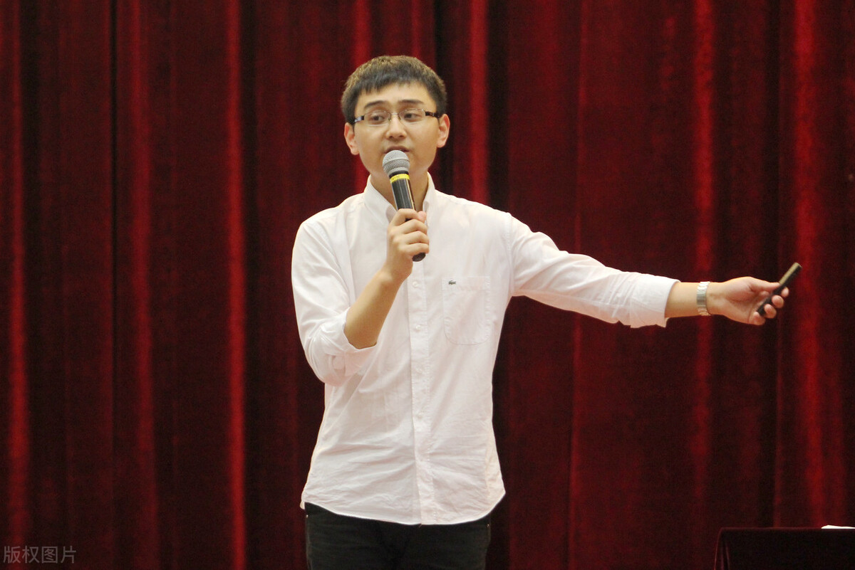 六神磊磊读金庸查传倜新书发布会,六神磊磊最喜欢金庸哪部作品