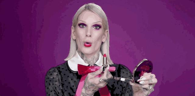 网红如何抗疫？婊气又毒舌的J姐，正在推特上直接打钱