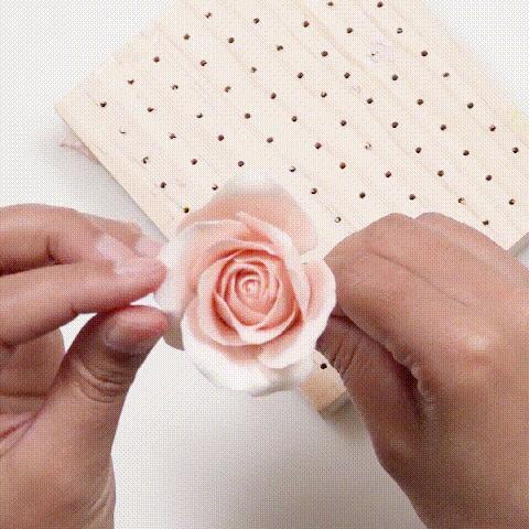 母亲节送给妈妈的礼物用黏土做,特别简单的母亲节手工黏土小礼物