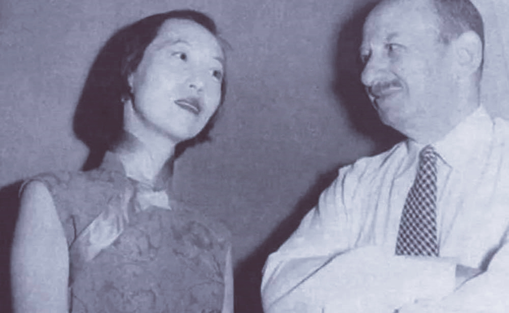 张爱玲晚年为啥不回国,张爱玲晚年为什么要频繁搬家