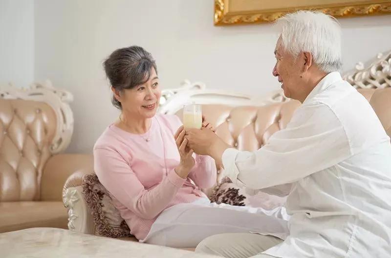 配上一杯豆浆一家人的早餐都搞定,适合一家人喝的早餐豆浆食谱