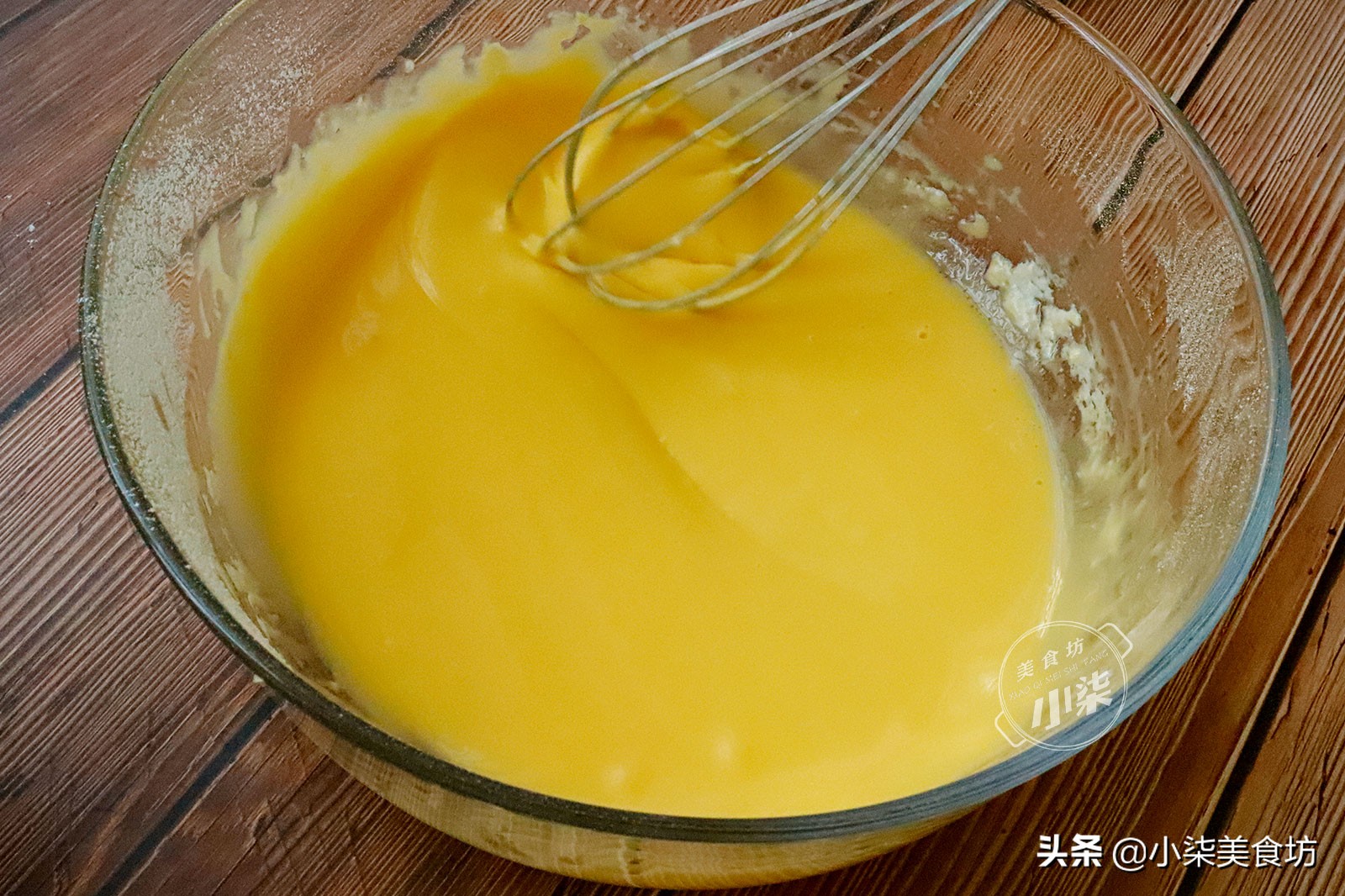 自己在家做蛋糕低成本,怎样自己在家做原价2999元的蛋糕