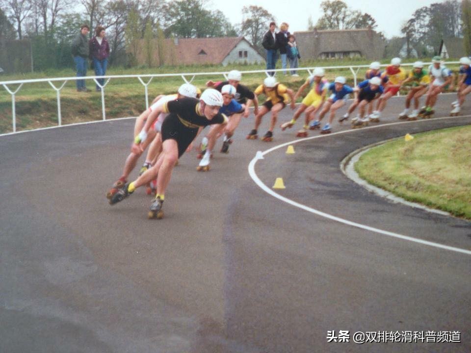 轮滑的鞋哪种好,双排户外轮滑鞋