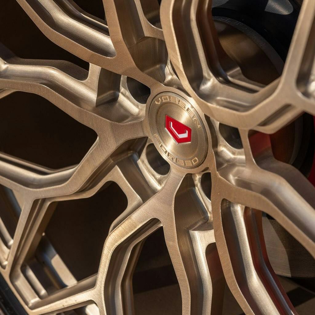 q8配vossen悬浮轮毂,沃森vossenhf-7定制