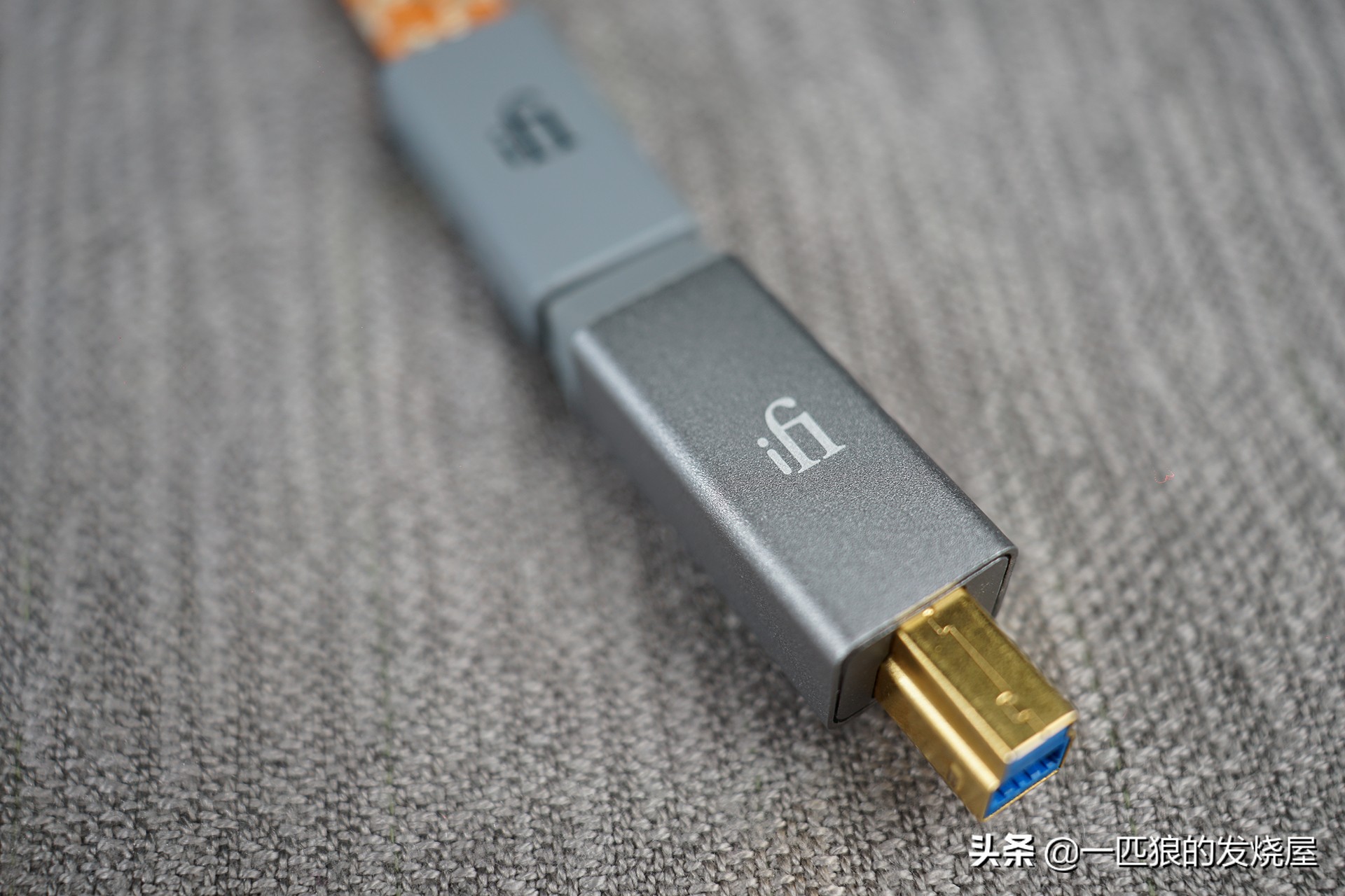 高端马甲两件套最新款爆款,马甲两件套最新款爆款